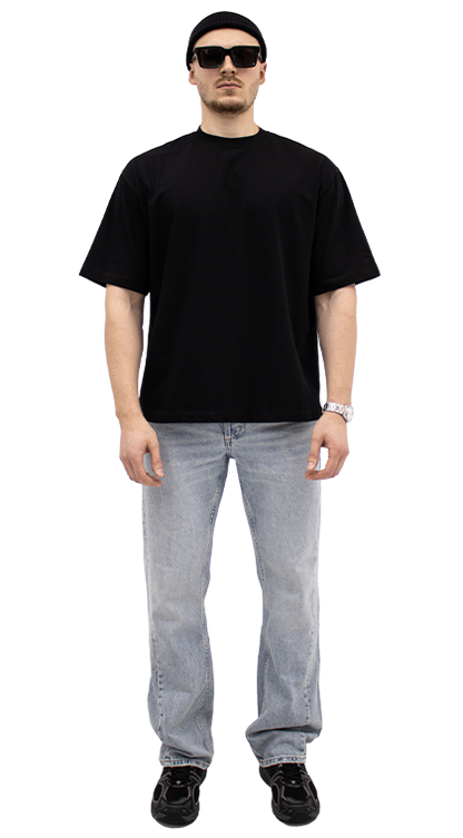 men`s black t-shirt