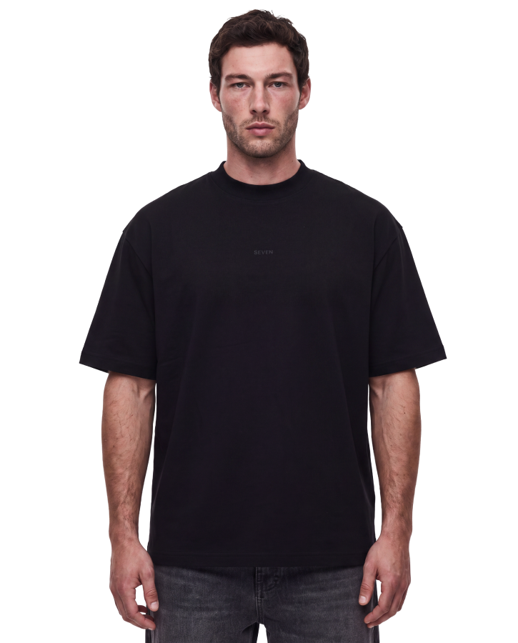 men's oversize t-shirt with black logo