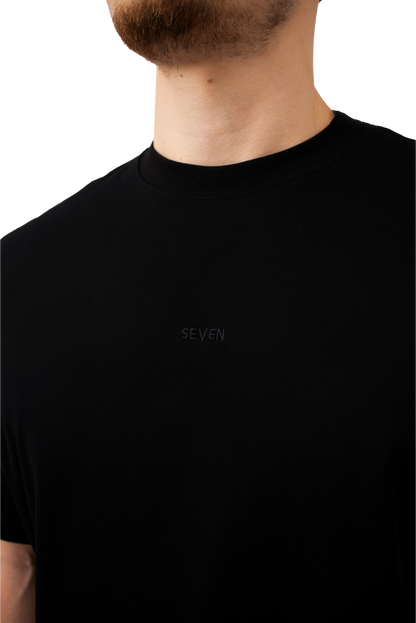 men's oversize t-shirt with black logo